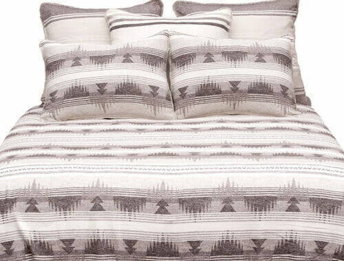 The Alaska cotton blend bedding collection - Ketchikan pattern